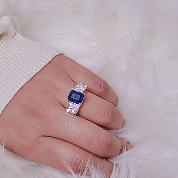 Silver Filled Blue Sapphire & White Quartz Ring - Picture 7 of 8
